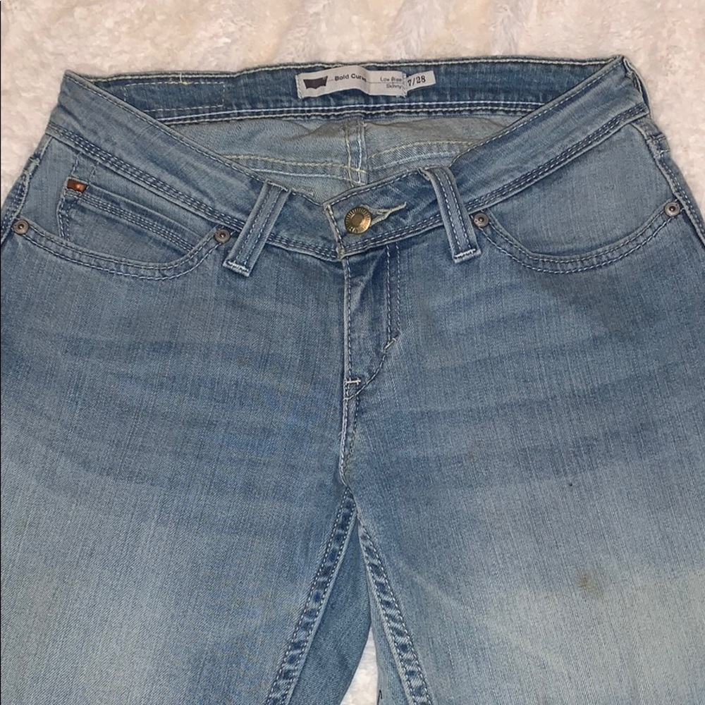 Levi’s Bold Curve jeans